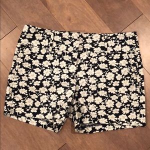Ann Taylor signature shorts
